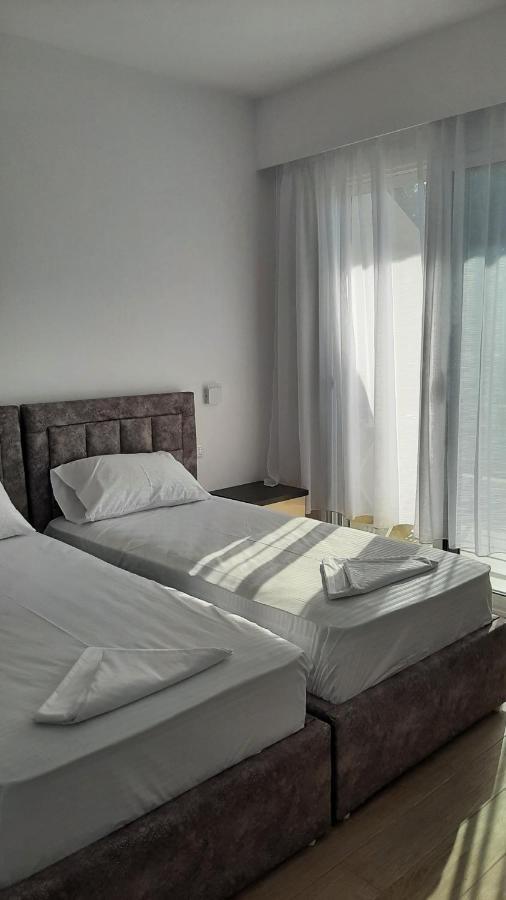 Sea & Sun Apartment Vlorë Exterior foto
